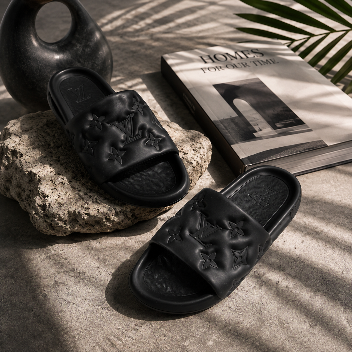 HIGH END LV MENS SLIDERS WITH BOX DUST BAG ETC SIZES 7 to 11