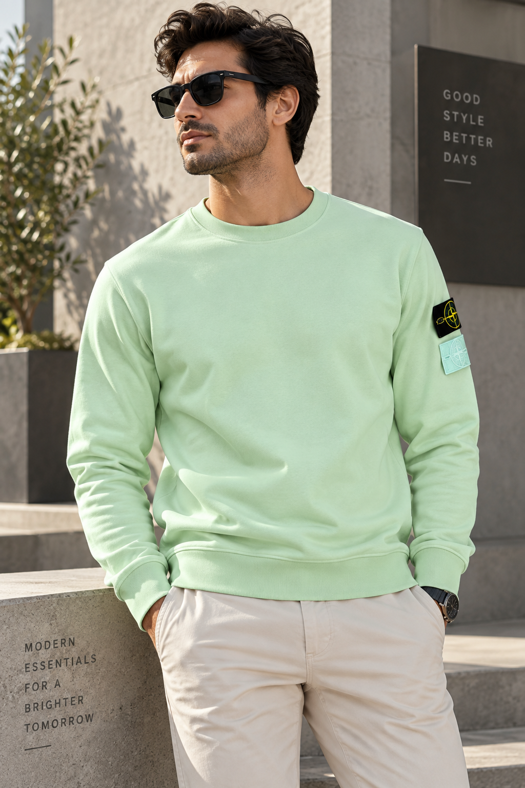 SUPER CLONE STONEY SWEAT WITH DOUBLE BADGE