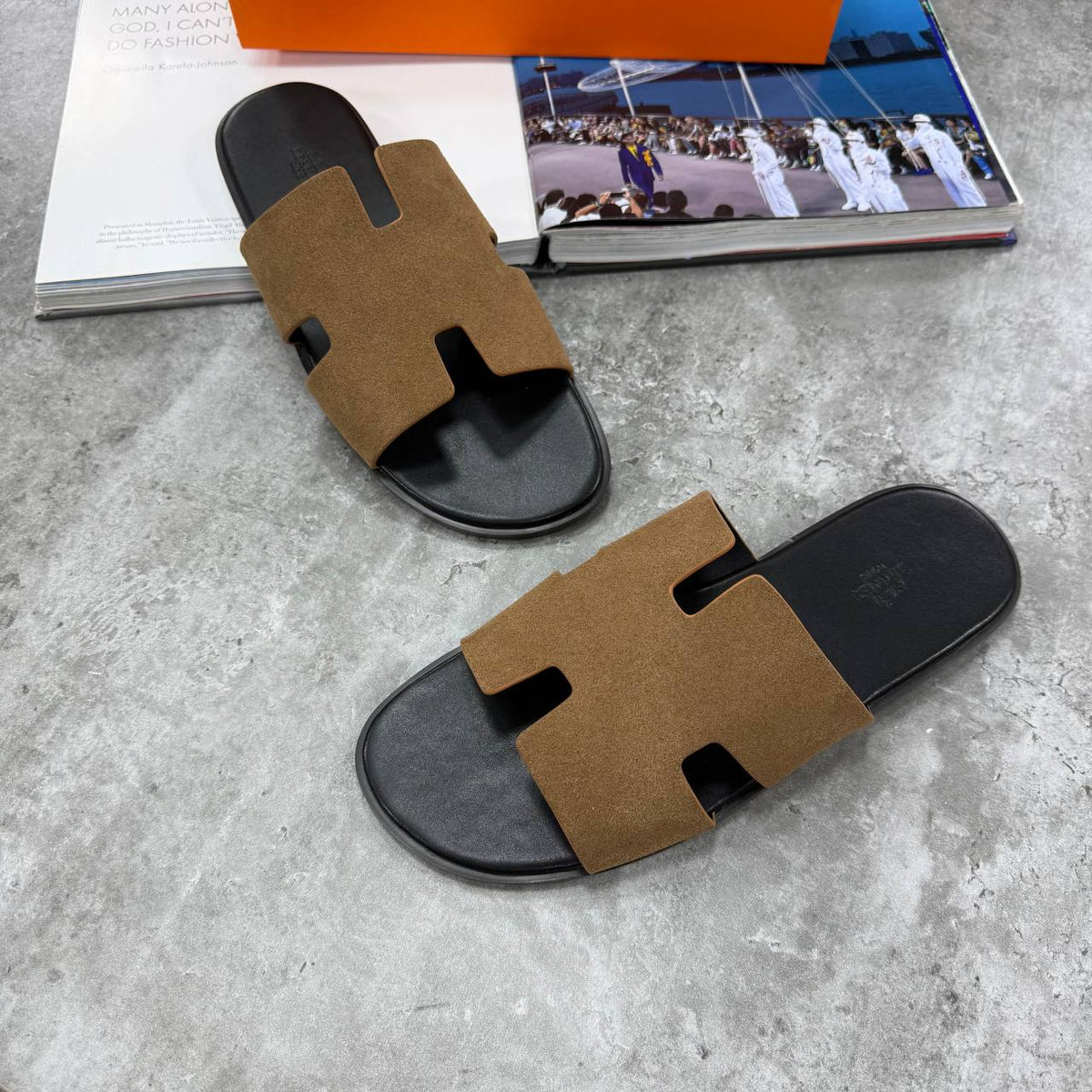 SUPER CLONE HERMES IZMIR SANDAL FULL LEATHER WITH FULL PACKAGING ETC SIZES 7 TO 12